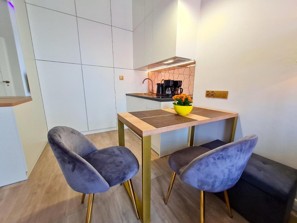 シフィノウイシチェVisit Baltic - Platan Tower Victoriaアパートメント エクステリア 写真