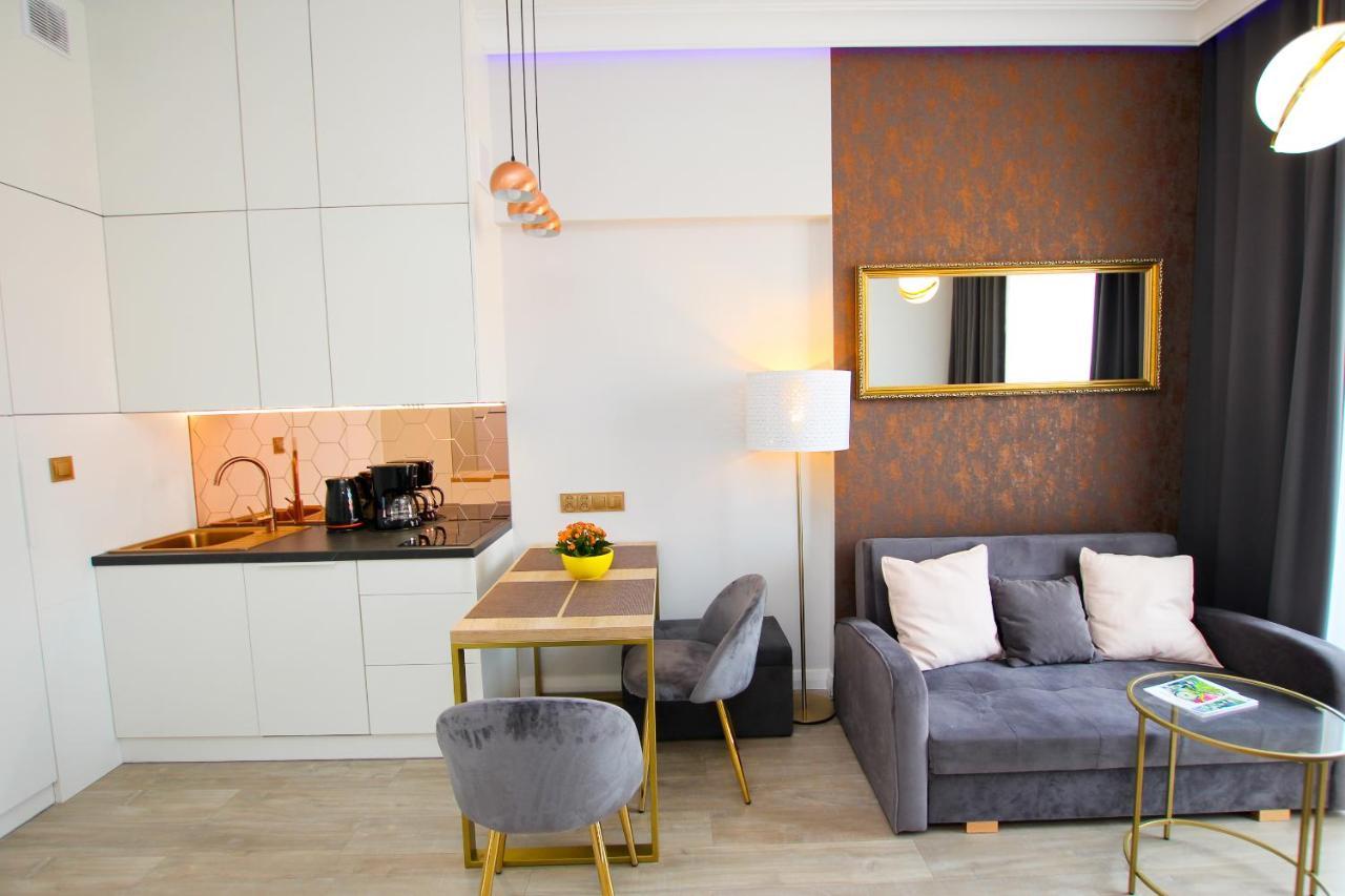 シフィノウイシチェVisit Baltic - Platan Tower Victoriaアパートメント エクステリア 写真